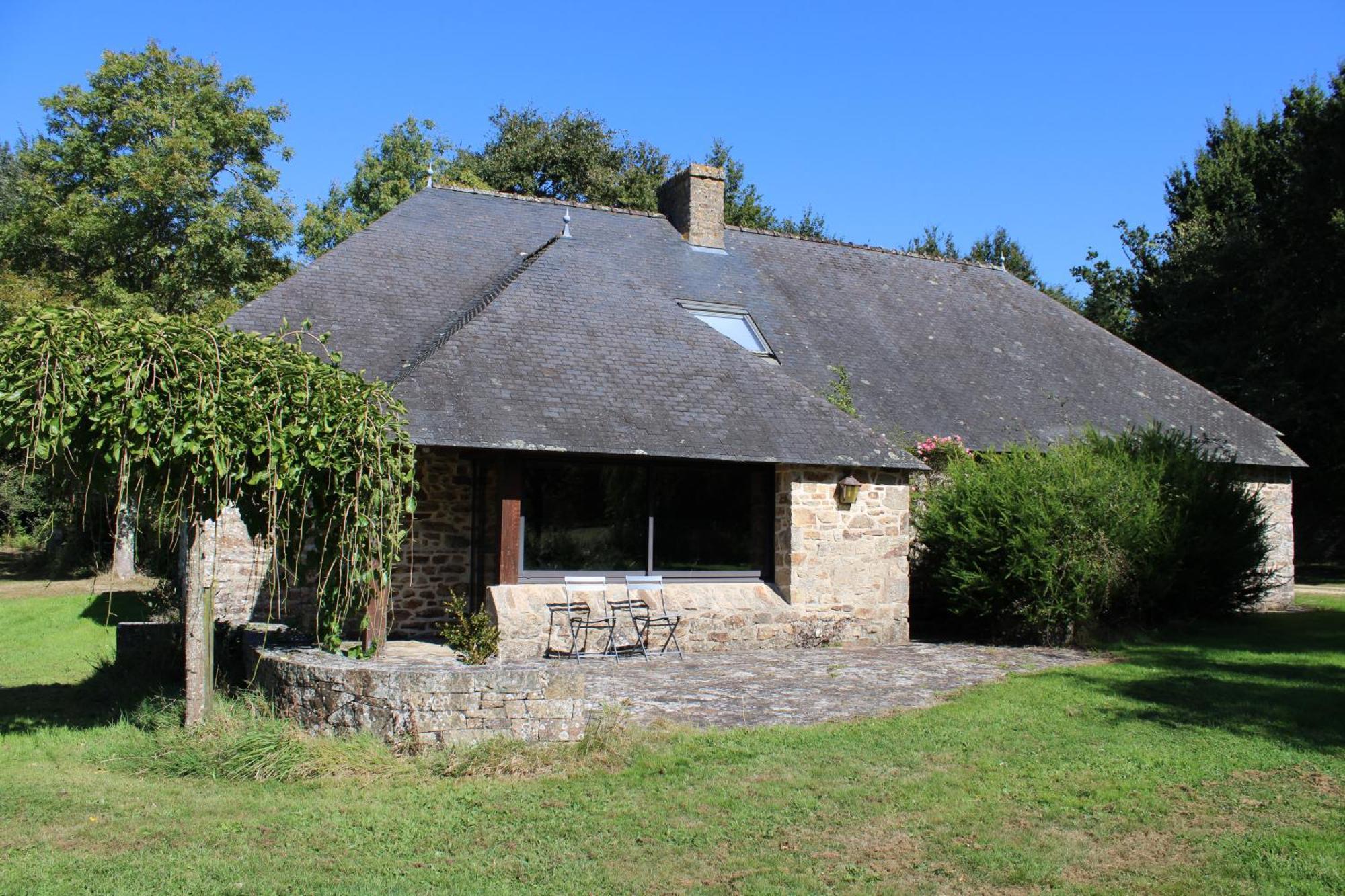Chateau De Lannouan Landévant Exterior foto